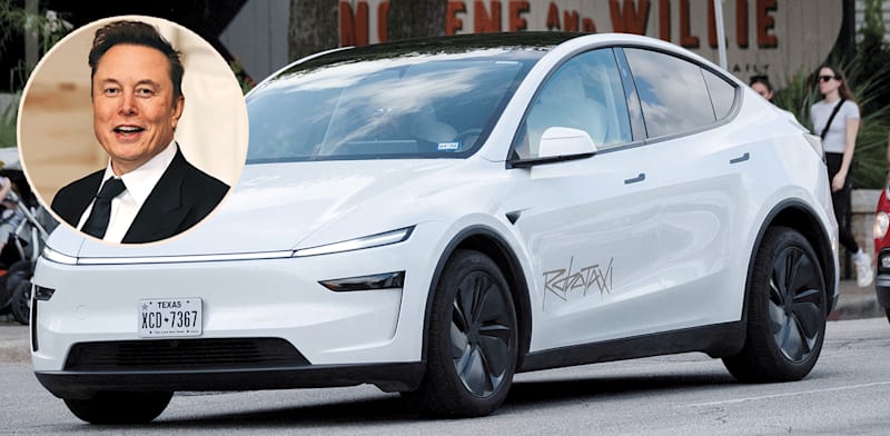 השקת רובוטקסי בטקסס (בעיגול: אילון מאסק, מייסד ומנכל טסלה) / צילום: Chip Somodevilla - AP