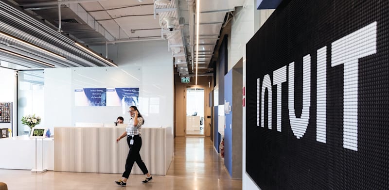 משרדי חברת הפינטק INTUIT / צילום: מיכה לובטון