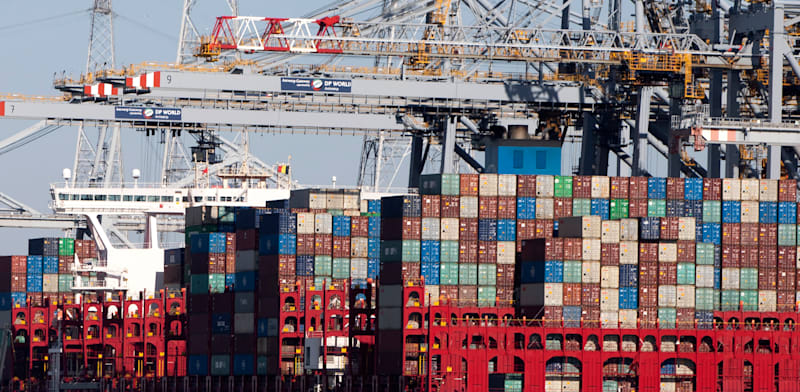 ספינה עוגנת בנמל אנטוורפן / צילום: ap, Virginia Mayo