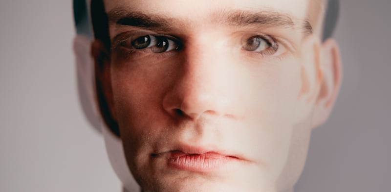 הבוט הבטיח לו שהוא בסדר. אבל הוא לא היה / צילום: Shutterstock