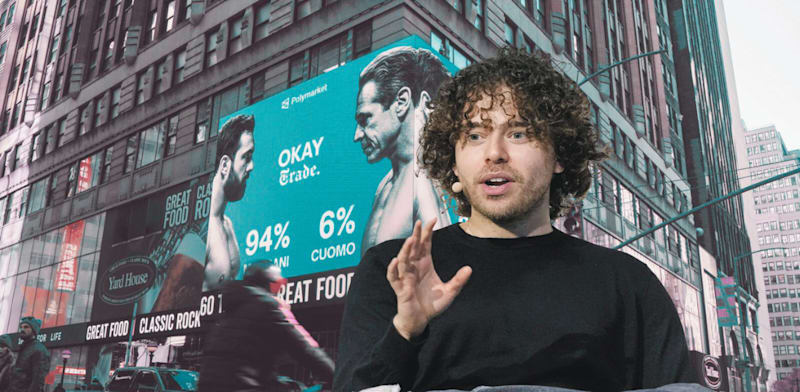 קופלן. ברקע: פרסום של סקר פולימרקט על הבחירות בניו יורק, השבוע / צילום: AP, Richard Drew, Olga Fedorova