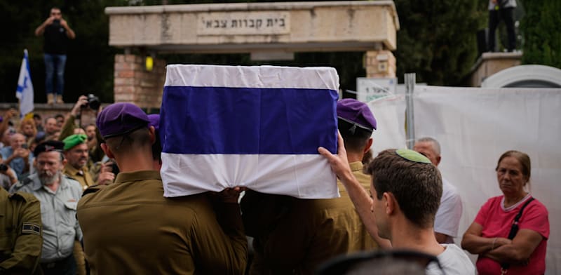 הלוויתו של סגן הדר גולדין ז''ל / צילום: Ohad Zwigenberg