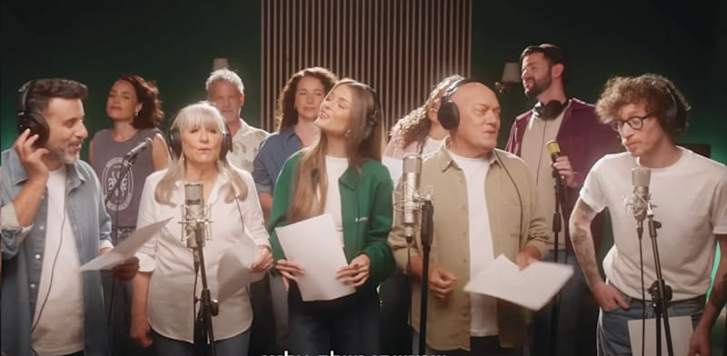 אנה זק ואילנית בקמפיין דיסקונט / צילום: צילום מסך