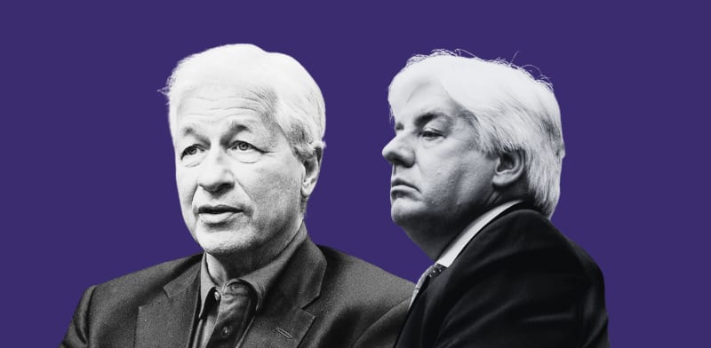 מימין: מנכ''ל AIG לשעבר מרטין סאליבן וג'יימי דיימון, מנכ''ל בנק ההשקעות ג'יי.פי מורגן / צילום: Reuters, Larry Downing, Mikala Compton/American-Statesma