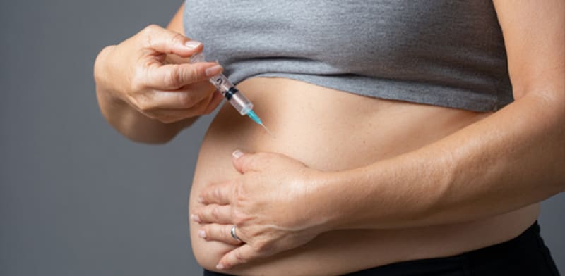 הזרקת אינסולין / צילום: באדיבות קונסנטר