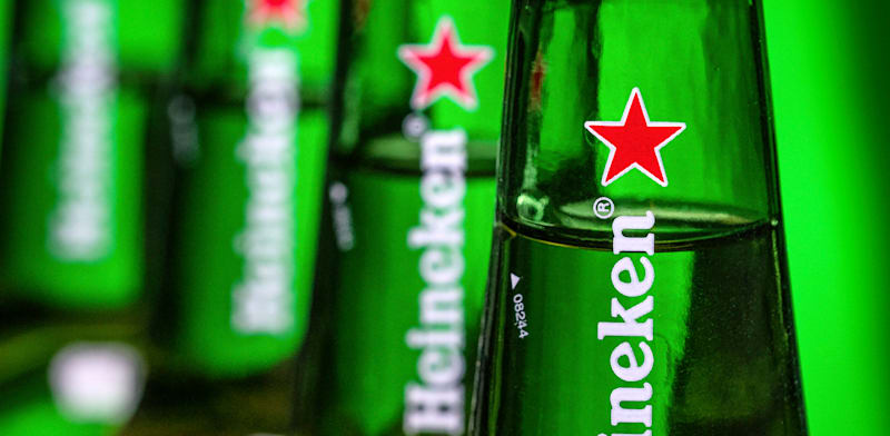 הייניקן. ''מעדיפים משקאות אחרים'' / צילום: ap, J. David Ake