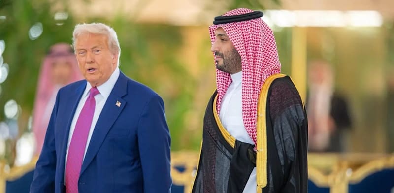 מוחמד בן סלמאן, יורש העצר הסעודי, עם נשיא ארה''ב, דונלד טראמפ / צילום: Reuters, Handout