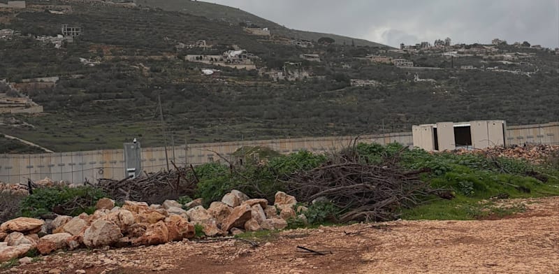 מנהרה חשופה בגדר המערכת, צפון הארץ / צילום: סתיו ליבנה