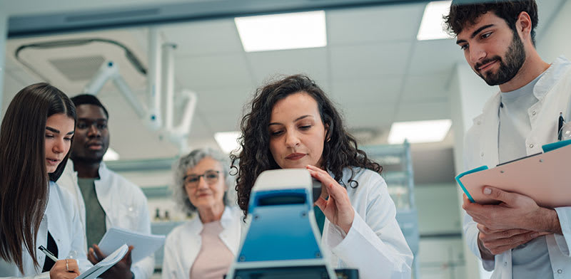 סטודנטים לרפואה / צילום: Shutterstock