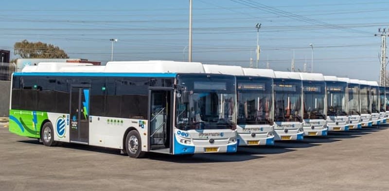 אוטובוס של חברת אלקטרה אפיקים / צילום: גלעד ארצי