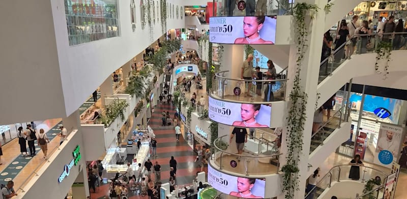 דיזנגוף סנטר ביום הבחירות, יום ג' / צילום: דגנית גמצ'י