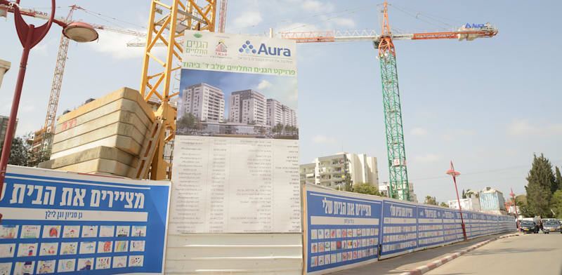 פרויקט הבנייה של אאורה ביהוד / צילום: איל יצהר