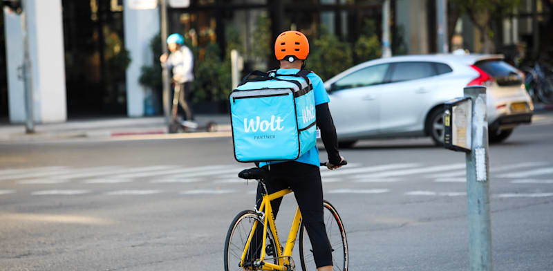 "שליח וולט / צילום: שלומי יוסף"