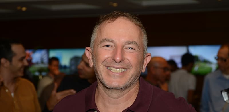 "צחי סולטן, יו''ר דיסקונט חיתום, המתווך בעסקה / צילום: איל יצהר"