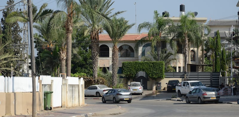 "טירה / צילום: איל יצהר"