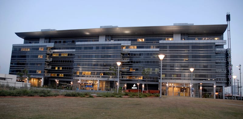 "בנין אמפא בת''א / צילום: תמר מצפי"