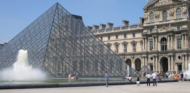 "פריז, מוזיאון הלובר / צילום: רון פז"