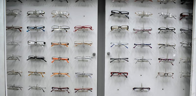 "חנות משקפיים / צילום: תמר מצפי"