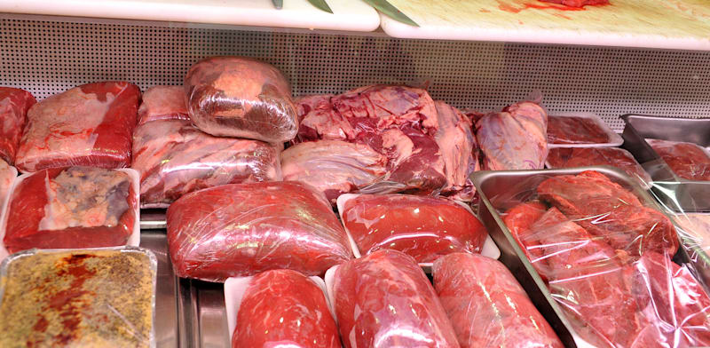 "בשר בסופרמרקט / צילום: תמר מצפי"