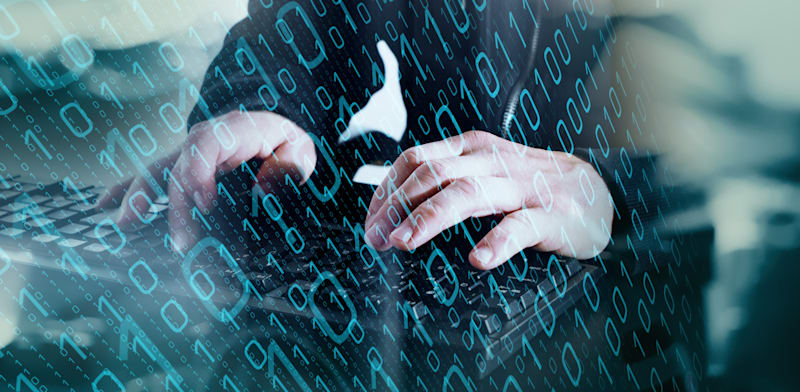 "מתקפת סייבר / צילום: Shutterstock, PabloLagarto"