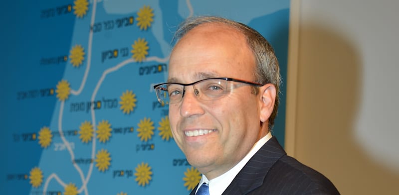 "אברהם נובוגרוצקי / צילום: תמר מצפי" "אברהם נובוגרוצקי / צילום: תמר מצפי"