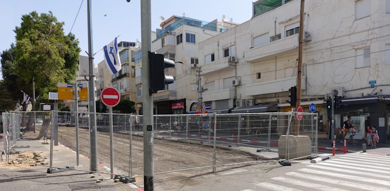 "רחוב בן יהודה, תל אביב / צילום: איל יצהר"