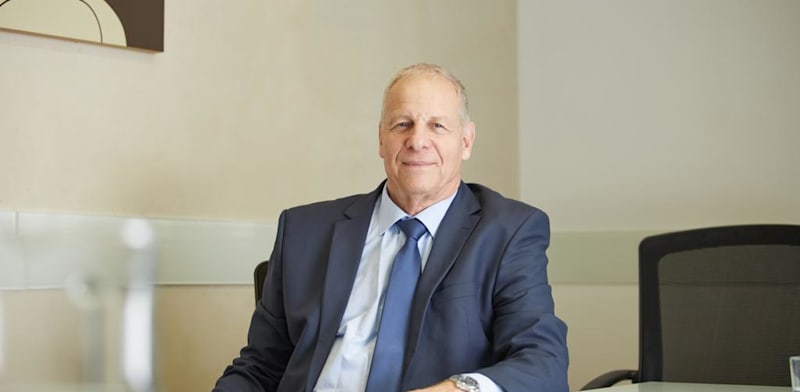 "השופט בדימוס עודד מודריק, יו''ר הוועדה הבוחנת / צילום: אופיר אייב"