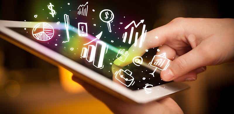 "הבינה המלאכותית חדרה לחיי היומיום לצד שימוש גובר באינטרנט בשנת המלחמה / צילום: Shutterstock, ESB Professional"