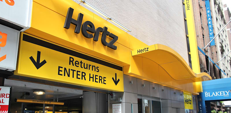 "מרכז השכרת רכב של הרץ / צילום: Shutterstock, Tupungato"