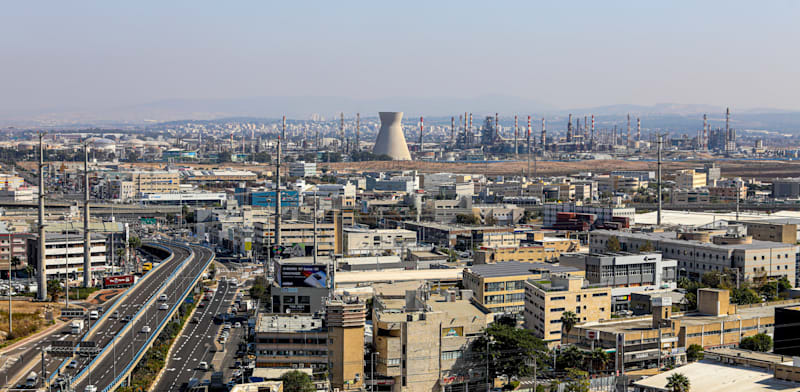 "בתי הזיקוק בחיפה / צילום: שלומי יוסף"