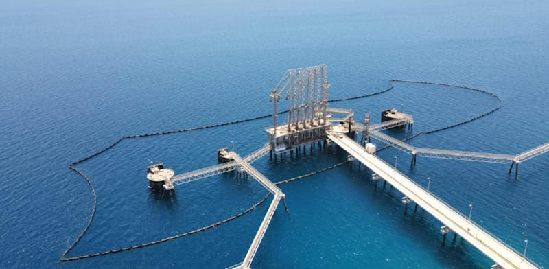 "חוסם ימי של קצא''א שנפרס בעת פריקת מכליות נפט / צילום: קצא''א"