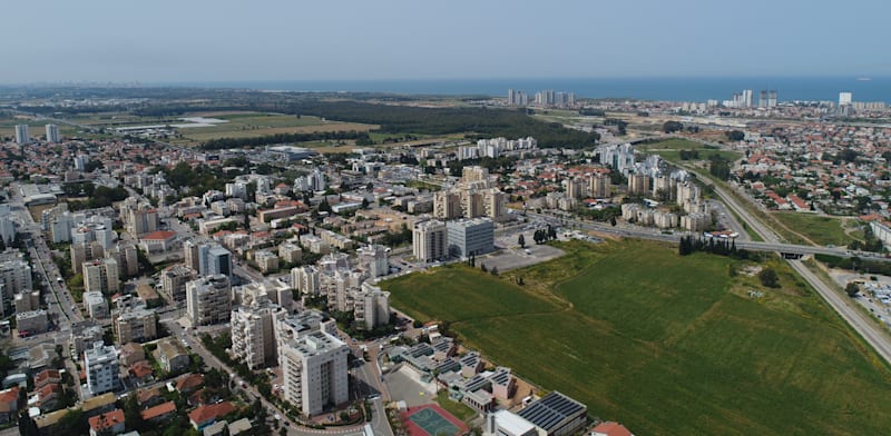חדרה / צילום: Shutterstock, Mapic Aerials