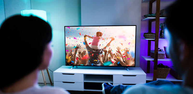 "בשנים האחרונות הפכו כמעט כל יצרני הטלוויזיה לשחקני מדיה / צילום: Shutterstock"