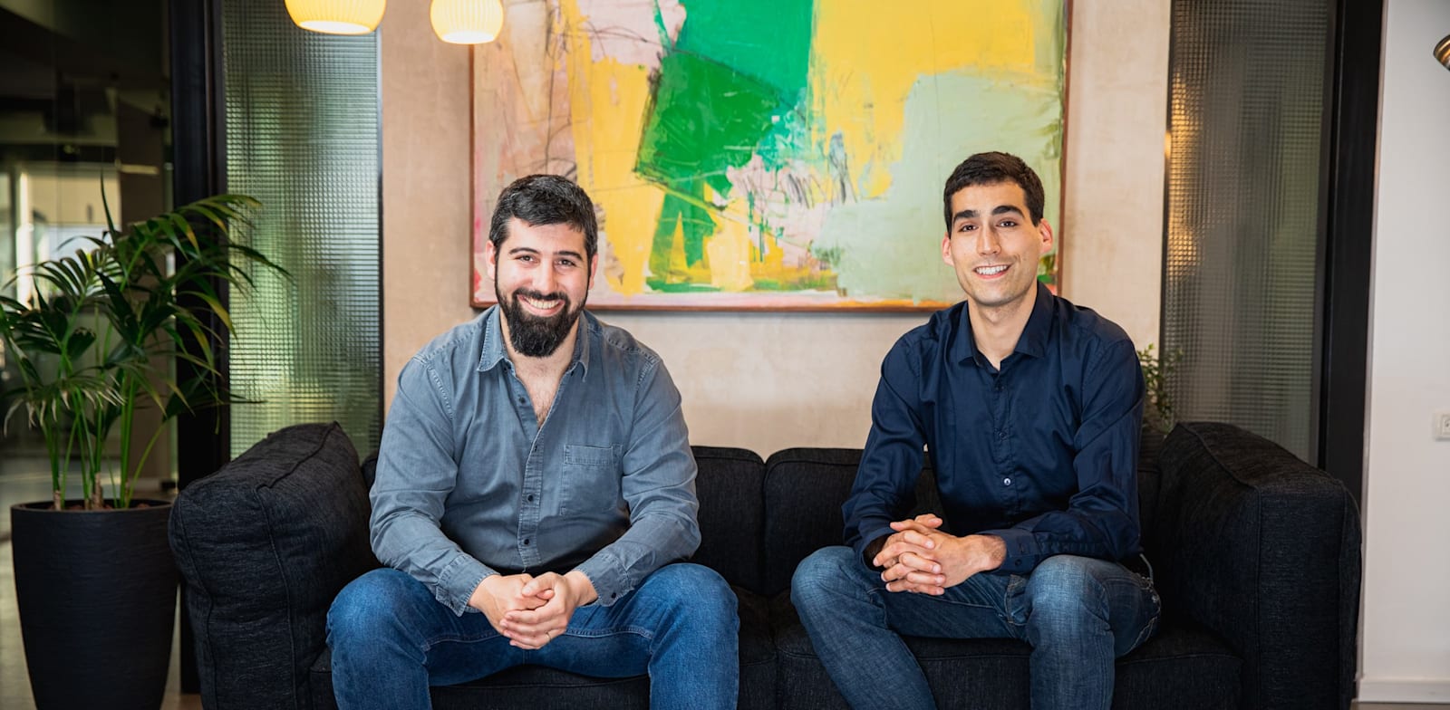 "מימין: תמר בר־אילן ויותם שגב, מייסדי סייארה / צילום: מנש כהן"