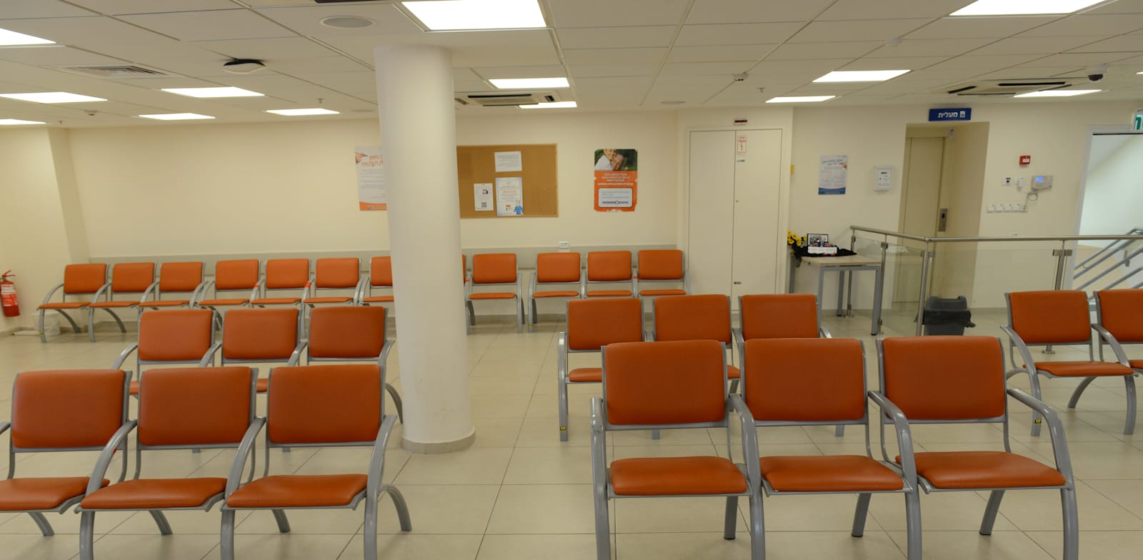 "לשכת התעסוקה בחולון / צילום: איל יצהר"