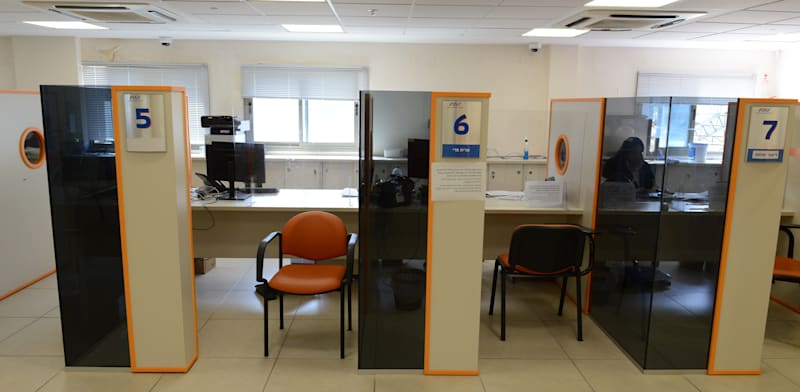 "לשכת התעסוקה בחולון / צילום: איל יצהר"