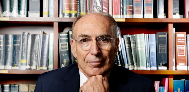 "עו''ד ד''ר ישראל (רלי) לשם / צילום: איל יצהר"