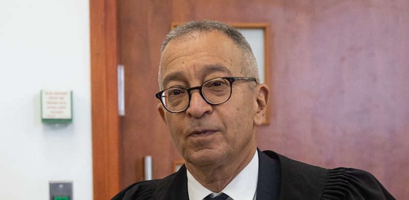 Netanyahu's defense attorney in Case 4000 to step down