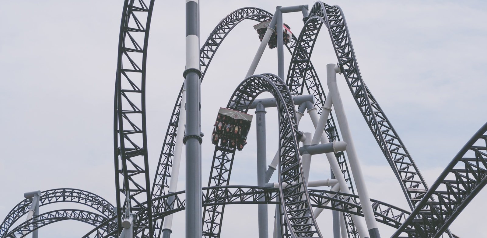 Investment rollercoaster credit: Priscilla du Preez Unsplash