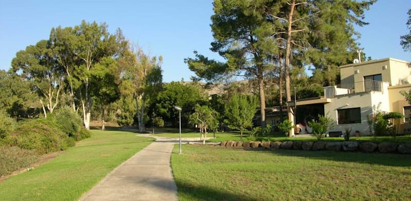 "קיבוץ שמיר. ניסוי אוטופי ייחודי / צילום: commons.wikimedia"