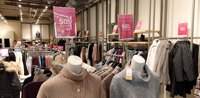 "גם ענף האופנה רשם השבוע ירידה בהכנסות / צילום: איל יצהר"