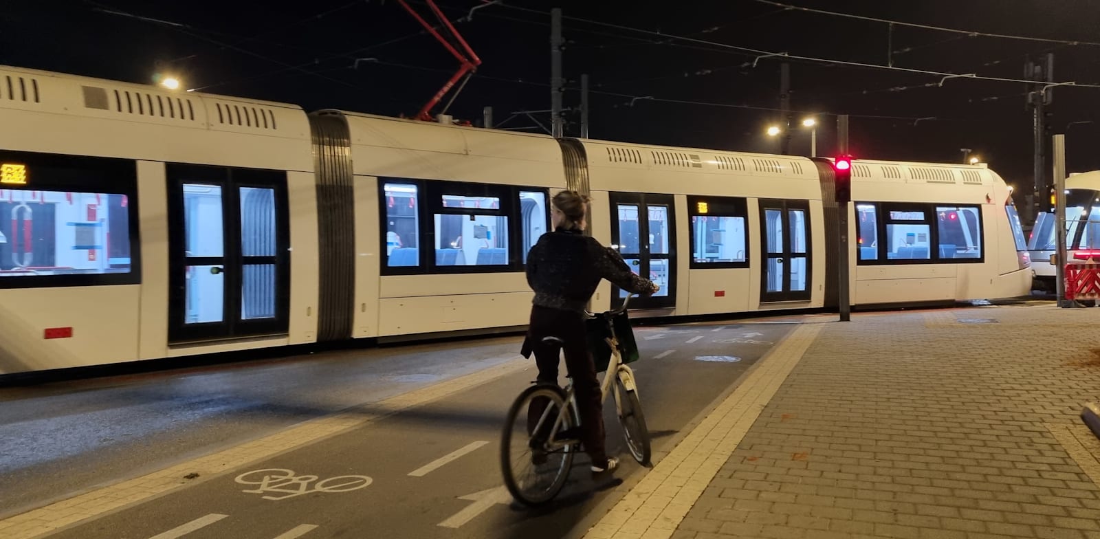 Trial run of light rail Red Line train in Jaffa  credit: Shiri Dover