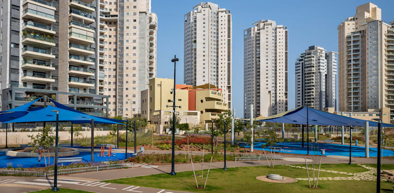 מגדלים בפתח תקווה. מאות שקלים לחודש לדירה / צילום: Shutterstock