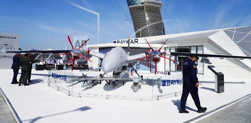 "מל''ט של בייקאר / צילום: Associated Press, Jon Gambrell"