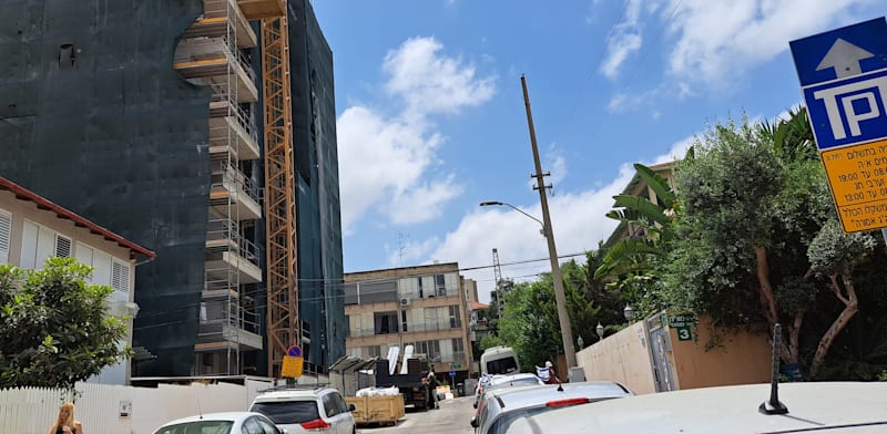 "עבודות תמ''א 38 ברמת גן / צילום: טלי בוגדנובסקי"