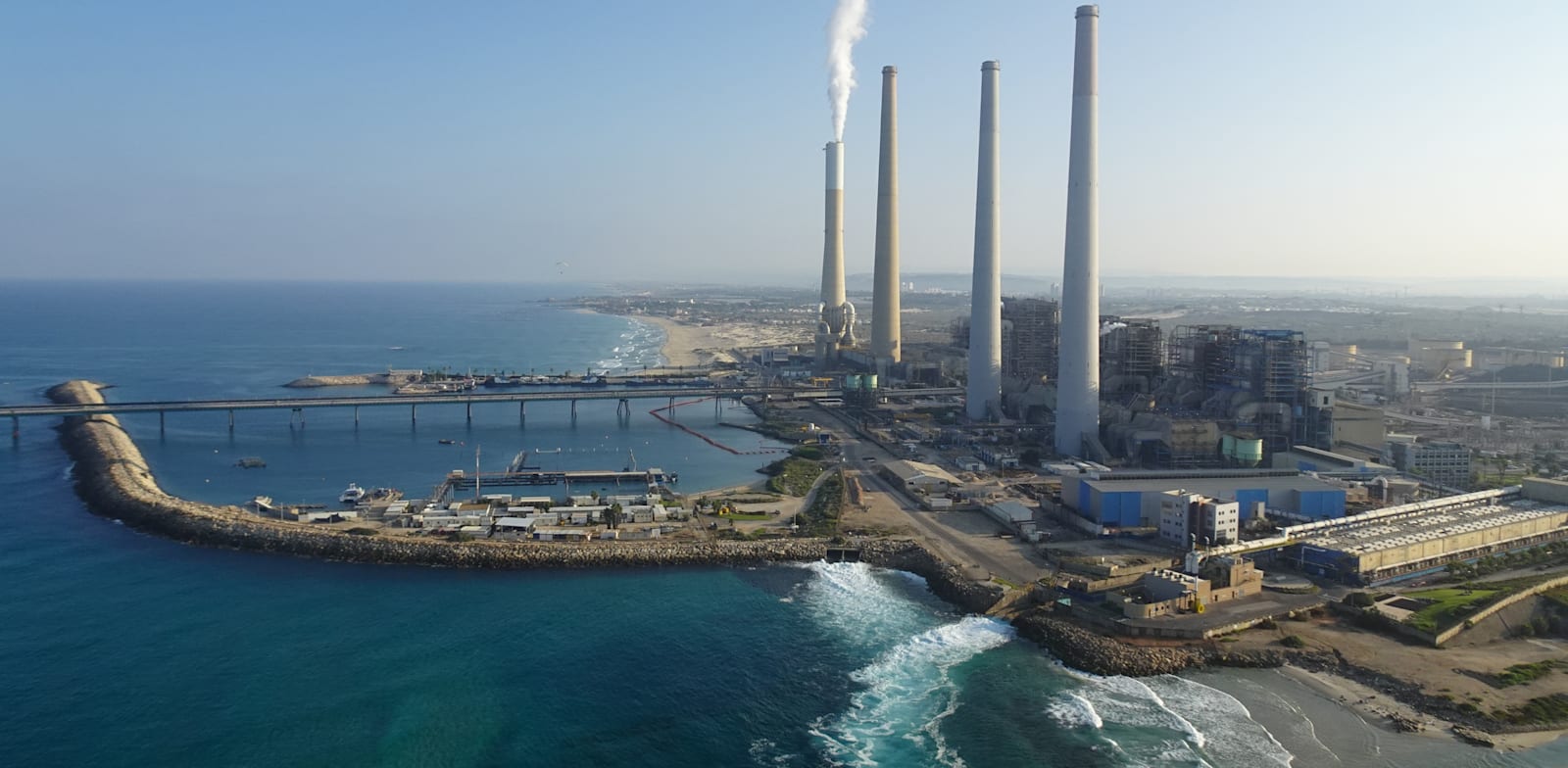 Hadera power station  credit: Shutterstock