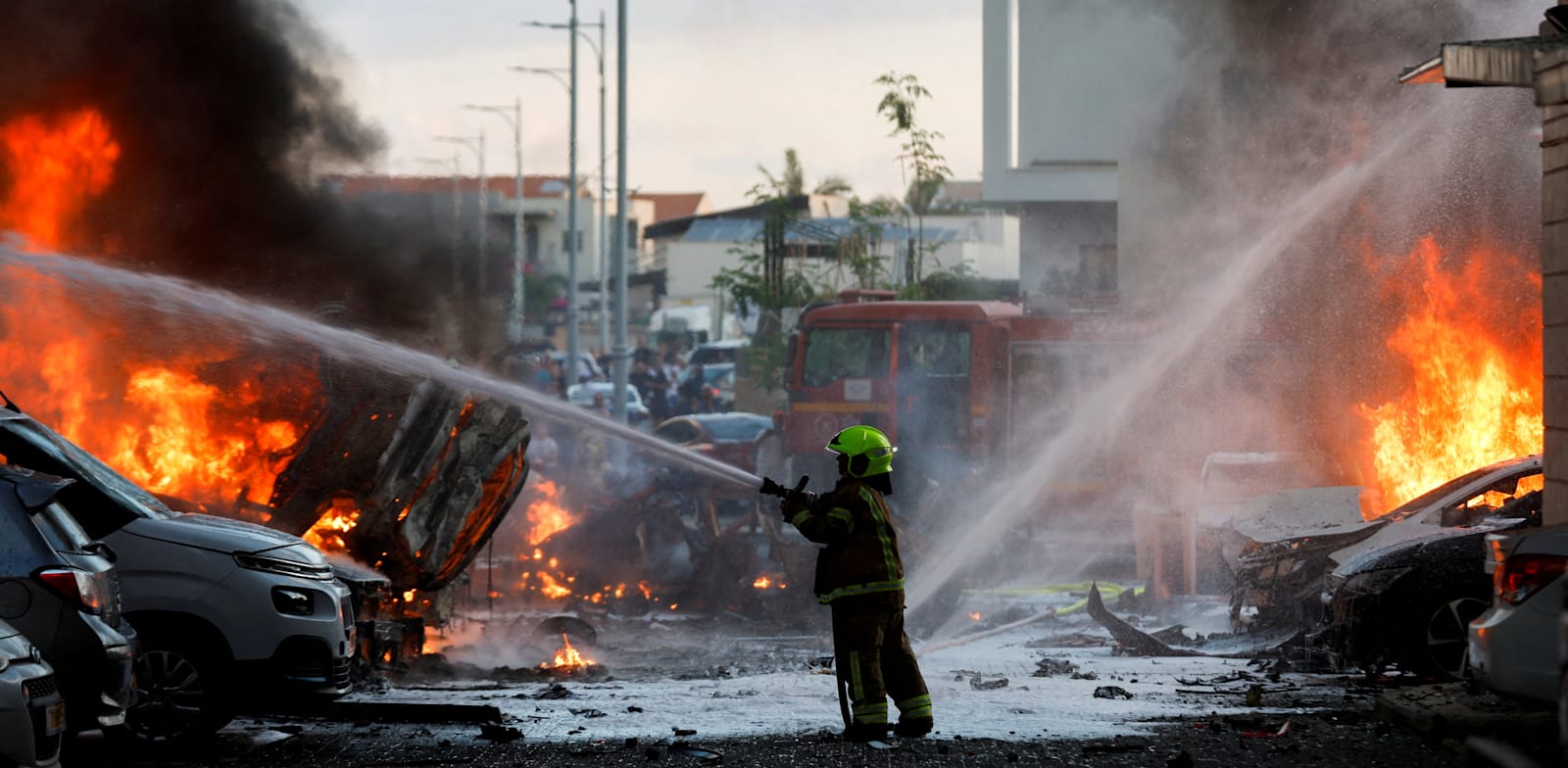 Direct hit in Ashkelon credit: Reuters Amir Cohen