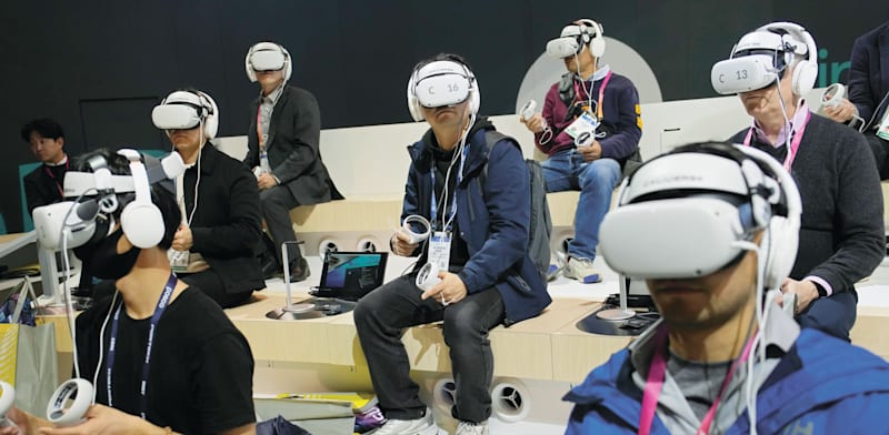 אוזניות VR של מטאוורס מוצגות בתערוכת הטכנולוגיה בלאס וגאס / צילום: ap, John Locher