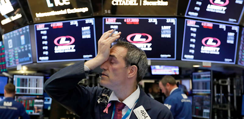 "סוחר בבורסת ניו יורק. / צילום: ap, AP18296535395398_tmi6la"