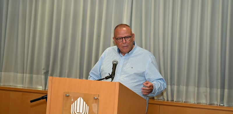 "ארנון בר-דוד, יו''ר ההסתדרות / צילום: דוברות משרד הביטחון"